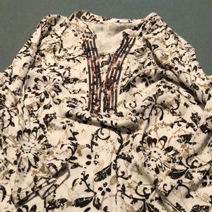 Pretty print tunic top